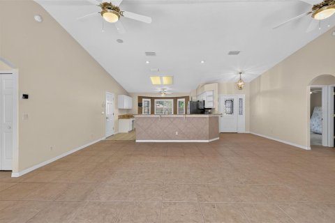 Villa ou maison à vendre à Leesburg, Floride: 3 chambres, 171.68 m2 № 2436790 - photo 12