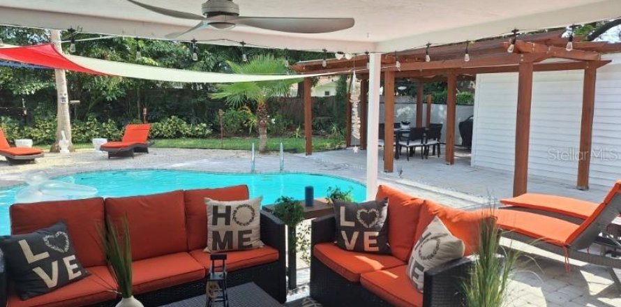 Villa ou maison à Sarasota, Floride 3 chambres, 159.7 m2 № 1644283