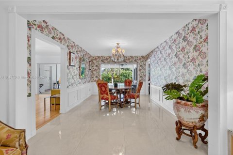 Villa ou maison à louer à Palmetto Bay, Floride: 4 chambres, 221.48 m2 № 1970672 - photo 3