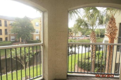 Condo in Jacksonville, Florida, 1 bedroom  № 887290 - photo 1