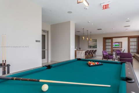 Снять в аренду квартиру в Дорал, Флорида 2 спальни, 98.85м2, № 1973326 - фото 9