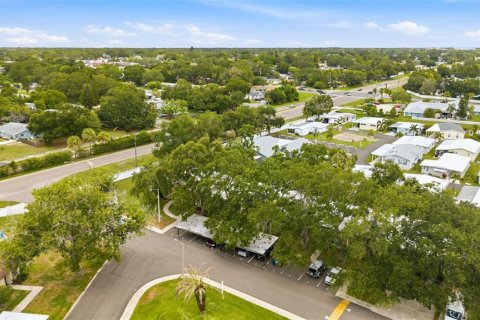 Condominio en venta en Largo, Florida, 1 dormitorio, 51.1 m2 № 2235407 - foto 17