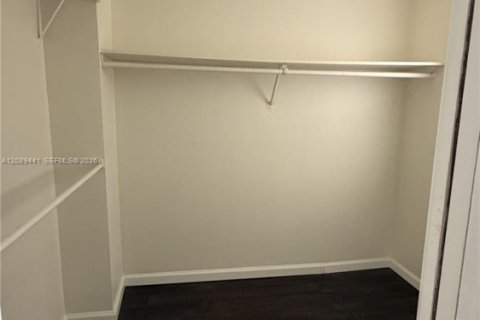 Copropriété à louer à Pompano Beach, Floride: 3 chambres, 159.42 m2 № 2368059 - photo 8