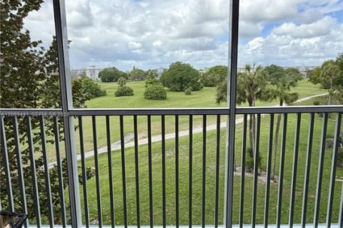 Copropriété à louer à Pompano Beach, Floride: 3 chambres, 159.42 m2 № 2368059 - photo 16