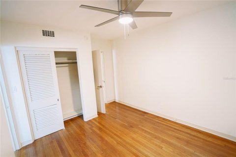 Apartamento en alquiler en Saint Petersburg, Florida, 1 dormitorio, 60.39 m2 № 1908938 - foto 13