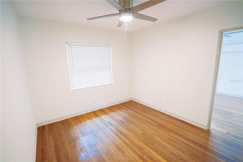 Apartamento en alquiler en Saint Petersburg, Florida, 1 dormitorio, 60.39 m2 № 1908938 - foto 12