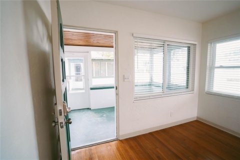 Apartamento en alquiler en Saint Petersburg, Florida, 1 dormitorio, 60.39 m2 № 1908938 - foto 16