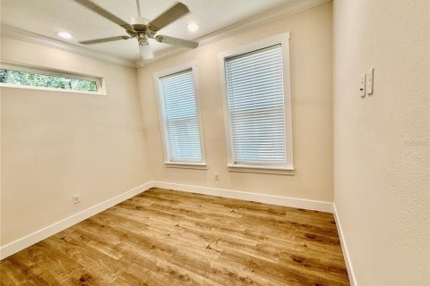 Villa ou maison à vendre à Oxford, Floride: 2 chambres, 71.72 m2 № 1785955 - photo 23