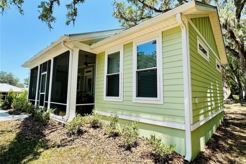 Villa ou maison à vendre à Oxford, Floride: 2 chambres, 71.72 m2 № 1785955 - photo 3