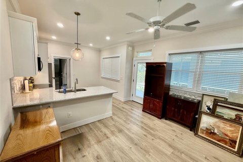 Villa ou maison à vendre à Oxford, Floride: 2 chambres, 71.72 m2 № 1785955 - photo 13