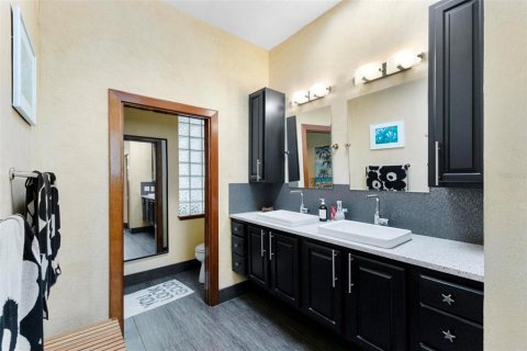 Casa en venta en New Smyrna Beach, Florida, 3 dormitorios, 307.51 m2 № 1545416 - foto 24