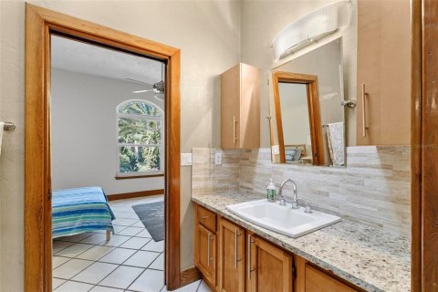 Casa en venta en New Smyrna Beach, Florida, 3 dormitorios, 307.51 m2 № 1545416 - foto 29