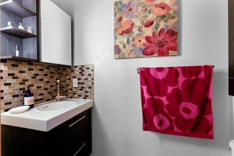 Casa en venta en New Smyrna Beach, Florida, 3 dormitorios, 307.51 m2 № 1545416 - foto 26