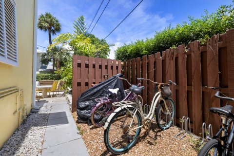 Condominio en alquiler en Palm Beach, Florida, 1 dormitorio, 155.52 m2 № 2173030 - foto 13