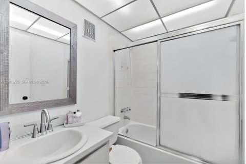 Купить таунхаус в Хайалиа, Флорида 2 спальни, 101.17м2, № 2031971 - фото 8