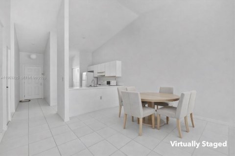 Купить таунхаус в Хайалиа, Флорида 2 спальни, 101.17м2, № 2031971 - фото 2