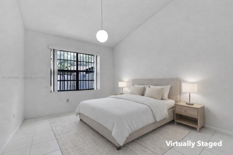 Купить таунхаус в Хайалиа, Флорида 2 спальни, 101.17м2, № 2031971 - фото 4