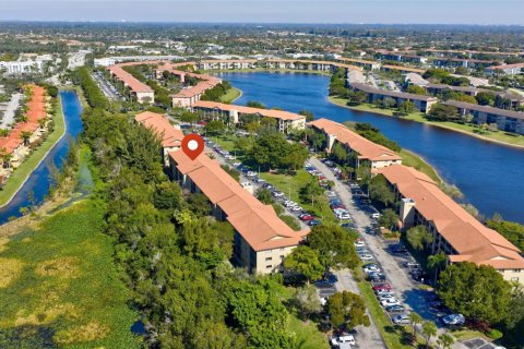 Condominio en venta en Pembroke Pines, Florida, 2 dormitorios, 112.13 m2 № 2084494 - foto 28