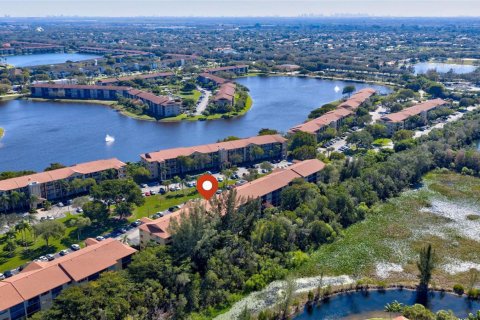 Condominio en venta en Pembroke Pines, Florida, 2 dormitorios, 112.13 m2 № 2084494 - foto 30