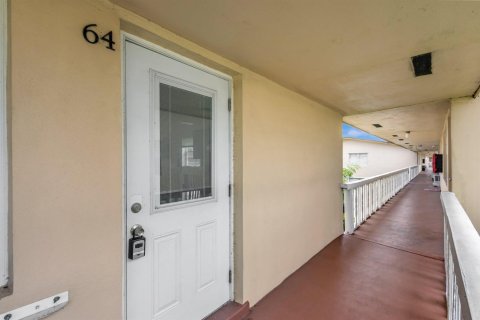 Condo à West Palm Beach, Floride, 2 chambres  № 2282614