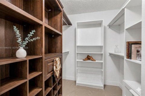 Купить таунхаус в Майами-Гарденс, Флорида 3 спальни, 155.89м2, № 2089780 - фото 8