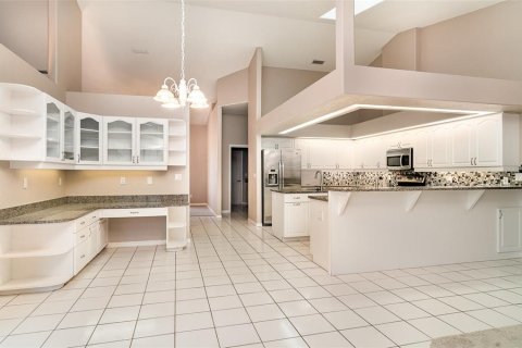 House in Englewood, Florida 5 bedrooms, 356.28 sq.m. № 1771651 - photo 6