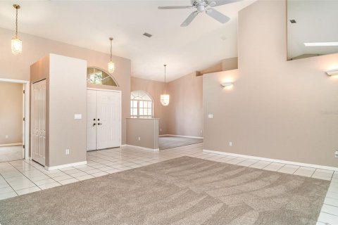 House in Englewood, Florida 5 bedrooms, 356.28 sq.m. № 1771651 - photo 4