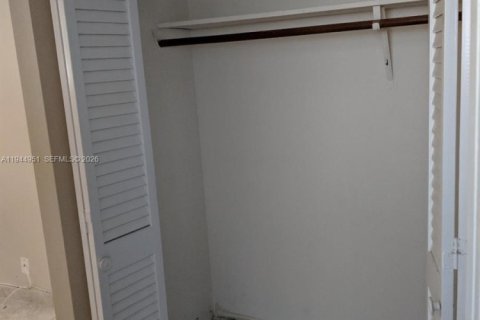 Copropriété à vendre à Hallandale Beach, Floride: 2 chambres, 102.19 m2 № 2001144 - photo 8