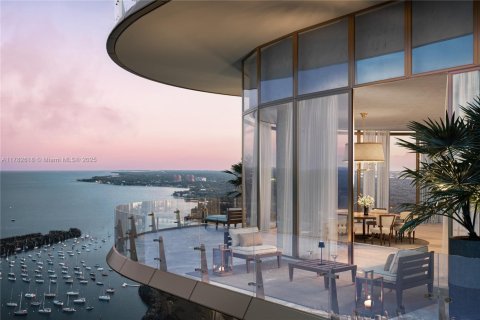 Condo in Miami, Florida, 4 bedrooms  № 1861047 - photo 7