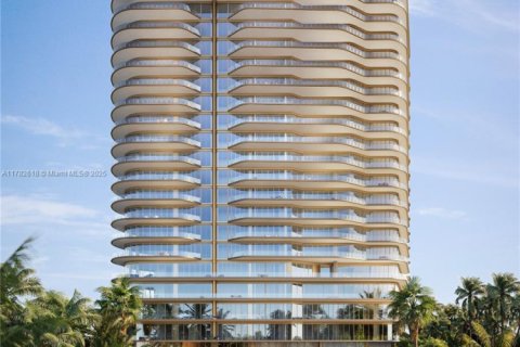 Condo in Miami, Florida, 4 bedrooms  № 1861047 - photo 1