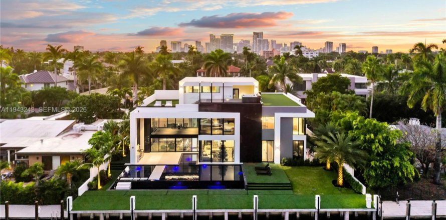House in Fort Lauderdale, Florida 5 bedrooms, 644.37 sq.m. № 2002078