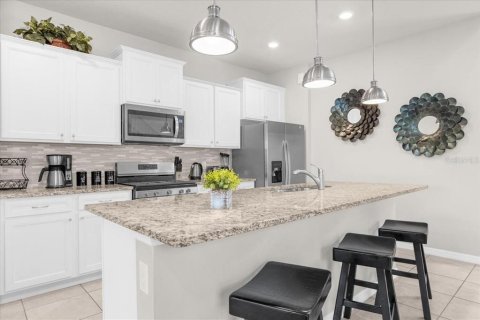 Villa ou maison à vendre à Davenport, Floride: 6 chambres, 295.06 m2 № 1649941 - photo 3