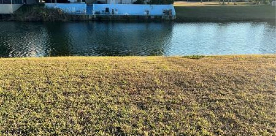 Land in Hernando Beach, Florida № 293618