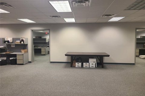 Commercial property in Altamonte Springs, Florida 784.56 sq.m. № 2104023 - photo 6