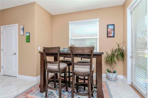 Touwnhouse à louer à Tampa, Floride: 3 chambres, 172.05 m2 № 2430833 - photo 12