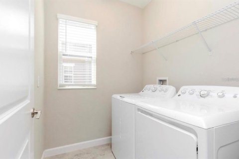 Touwnhouse à louer à Tampa, Floride: 3 chambres, 172.05 m2 № 2430833 - photo 26