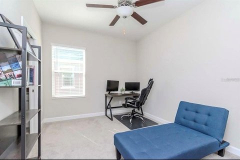 Touwnhouse à louer à Tampa, Floride: 3 chambres, 172.05 m2 № 2430833 - photo 25