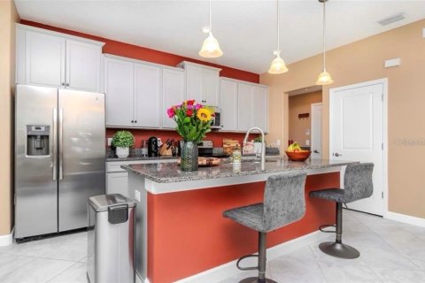 Touwnhouse à louer à Tampa, Floride: 3 chambres, 172.05 m2 № 2430833 - photo 6