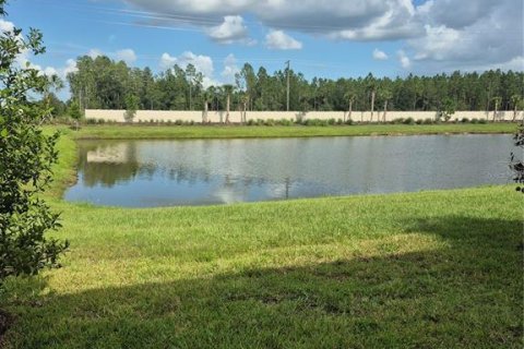Townhouse in Wesley Chapel, Florida 3 bedrooms, 127.55 sq.m. № 1836872 - photo 2