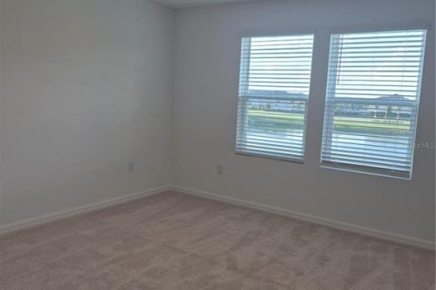 Townhouse in Wesley Chapel, Florida 3 bedrooms, 127.55 sq.m. № 1836872 - photo 7