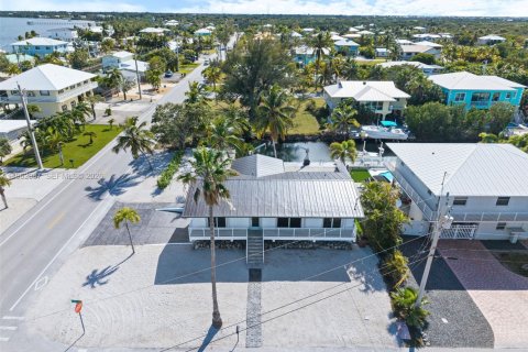Villa ou maison à vendre à Big Pine Key, Floride: 3 chambres, 111.48 m2 № 2024812 - photo 5
