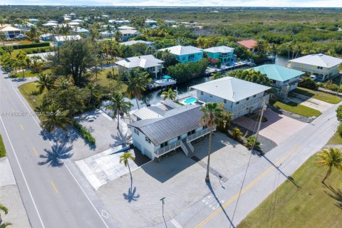 Villa ou maison à vendre à Big Pine Key, Floride: 3 chambres, 111.48 m2 № 2024812 - photo 6
