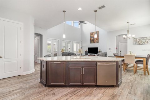 Villa ou maison à vendre à Orlando, Floride: 4 chambres, 302.68 m2 № 1840148 - photo 14