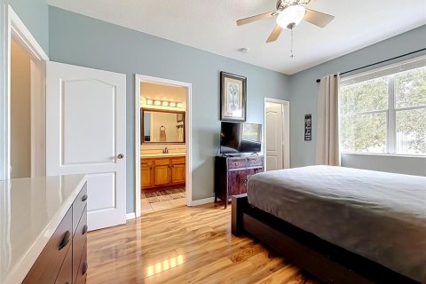 Condo in Orlando, Florida, 2 bedrooms № 2236219 - photo 24