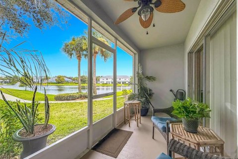 Condo in Orlando, Florida, 2 bedrooms № 2236219 - photo 4