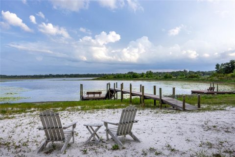 House in Hawthorne, Florida 4 bedrooms, 123.1 sq.m. № 2101763