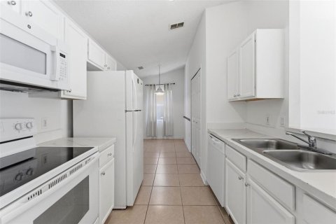Villa ou maison à vendre à Kissimmee, Floride: 3 chambres, 99.22 m2 № 2095398 - photo 17