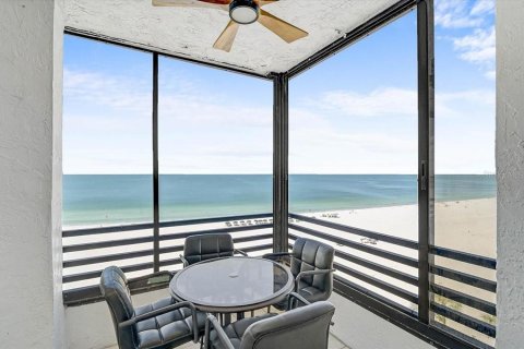 Condo in Sarasota, Florida, 3 bedrooms  № 2379407 - photo 24