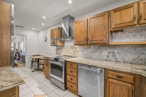 Condo in Sarasota, Florida, 3 bedrooms  № 2379407 - photo 14
