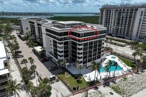 Condo in Sarasota, Florida, 3 bedrooms  № 2379407 - photo 26